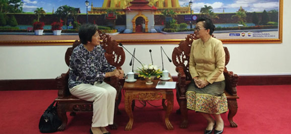 ACC Secretary-General Paid Courtesy Call on Minister of Industry and Commerce of Laos